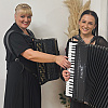 U galeriji BKC-a večeras nastupa "Duo Accoladies", duo harmonika koji čine Azra Halitović i Danijela Gazdić