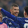Bild piše: Ako Schalke želi jurišati, a ne posrtati, onda Džeko treba veću podršku
