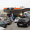 Na pumpama u BiH primjetne nešto veće gužve: Cijene nafte globalno rastu, domaće tržište zasad stabilno