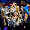 Jennifer Lopez se skoro spotaknula i pala na sceni u Las Vegasu dok je izvodila pjesmu "On The Floor"