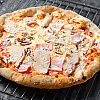 Kako da smrznuta pizza bude kao iz restorana: Dodajte joj ove sastojke
