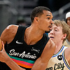 Moćni San Antonio deklasirao Milwaukee, još malo i prva su ekipa u ligi