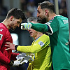 Donnarumma će biti definitivno omražen u BiH! Pokušao je poderati Vasiljev papirić o penaldžijama