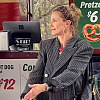 Cameron Diaz snimljena dok razigrano pleše s kolegom na setu filma, glumi u novoj romantičnoj komediji