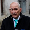 Nazire se vlast u Sloveniji: Vrata za povratak Janeza Janše širom otvorena