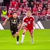 Bayern je žestoko oštećen! Sudija napravio amatersku grešku, igrač PSG-a morao dobiti crveni karton
