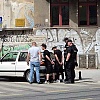 Sarajevo: Na Marijin Dvoru dvije osobe uhapšene zbog krađe, prolaznici posmatrali privođenje