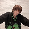 Frontmen benda Bring Me the Horizon zadobio blaži potres mozga nakon što ga je fan na koncertu pogodio telefonom