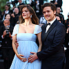 Barbara Palvin i Dylan Sprouse očekuju prvo dijete, manekenka na crvenom tepihu istakla trudnički stomak