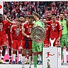 Neuer oduševio sve na stadionu u trenucima kada je trebao podići trofej Bundeslige