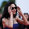Sve oči na Cannes Film Festivalu bile su uprte u ruke Demi Moore: Glumica na udaru kritika zbog mršavosti