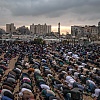 Tužni bajram u Gazi: Palestinci klanjali namaz uprkos napadima iz Izraela