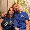 Amra i Edin Džeko pozirali zagrljeni u bojama bh. reprezentacije u SAD-u, fotografija privukla pažnju navijača