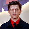 Tom Holland prvi put progovorio o glasinama da se oženio Zendayom