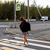 Slovaci objavili rat pješacima koji koriste mobitel na pješačkim prelazima, treba li krenuti njihovim stopama