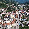 Detalji optužnice iz Trebinja: Sedmorica pretukla muškarca i gađala ga flašama, nastavili i nakon što je pao u rijeku