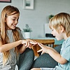 Zašto braća i sestre mogu biti toliko različiti iako imaju iste roditelje