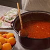 Za džem od kajsija potrebno je tri sastojka, a možete ga pripremiti i u rerni