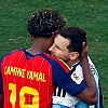 Riječi koje vrijede više od medalje: Lamine Yamal otkrio šta mu je Messi rekao nakon finala