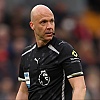 Ne može više podnijeti pritisak: Anthony Taylor završio sudijsku karijeru, pamtimo ga po "slučaju Eriksen"