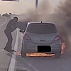 Redovna kontrola u SAD-u se pretvorila u spašavanje života: Policajac izvukao vozača iz gorućeg automobila