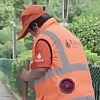 Pogledajte kako izgledaju klimatizirani prsluci u kojima radnici čiste ulice u Kini