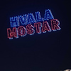 Prekrasna noć ispod Starog mosta: Film "Najdublji skok" i koncert Mostar Sevdah Reuniona uz dron show i bakljadu