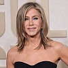 Jennifer Aniston uživa na luksuznoj jahti s partnerom Jimom Curtisom: Glumica još jednom pokazala zavidnu liniju