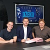 Edin Džeko potpisao novi ugovor sa Schalkeom