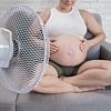 Vrućine i trudnoća: Zašto su visoke temperature rizik za majku i bebu
