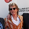 Mick Jagger razmatra biografski film o Rolling Stonesima, na to ga potakla ostvarenja o Beatlesima