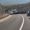 Sudar tri vozila na magistralnom putu Stolac - Neum, saobraćaj potpuno obustavljen