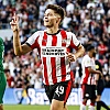 Kakva je Bajraktarevićeva sudbina u PSV-u? Trenutno je u drugom planu, odlazak na posudbu realna opcija