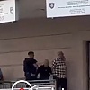 Policija od Elvedina Pezića tražila dozvolu Islamske zajednice Kosova: Snimljen trenutak privođenja u stanicu