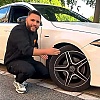 Mehaničar savjetuje: "Ne ostavljajte automobil parkiran s potpuno okrenutim točkovima"