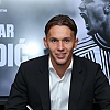 Amar Dedić je novi igrač Newcastlea! Potpisao petogodišnji ugovor sa slavnim klubom