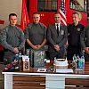 Pogledajte kako je rođendan Billa Clintona obilježen na Kosovu, vatrogasci puhali u svjećice: "Bog blagoslovio SAD"
