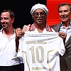 Čarolija se vraća: Ronaldinho u 46. godini predstavljen kao novi igrač italijanskog trećeligaša