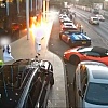 Velika Britanija: Zapaljivim bombama zapaljeni luksuzni automobili ispred salona za vjenčanje