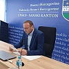 Premijer USK ukida "zlatnu karticu" i naknade, odlučio se i za manji broj savjetnika: "Krećemo od nas samih"
