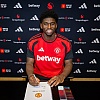 Novi nogometaš na Old Traffordu: Carlos Baleba i zvanično postao član Manchester Uniteda