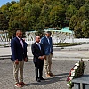 Američki kongresmeni posjetili Srebrenicu, odali počast žrtvama genocida